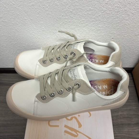 BlowFish Malibu Women's Boardwalk Slip On Sneaker - Picture 6 of 7